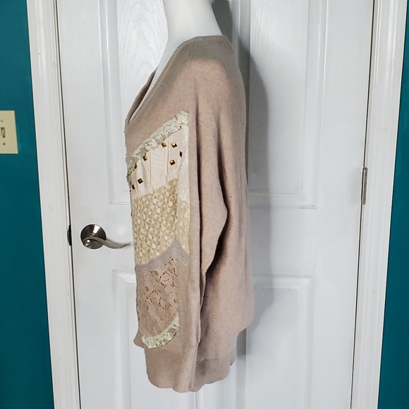 Taupe Cream Mixed Media Sweater Cardigan from Buckle Small NWOT - Picture 12 of 15